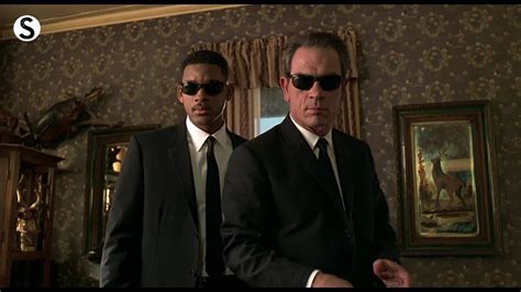 clips from men in black|Men in Black: Best of the best HD CLIP .